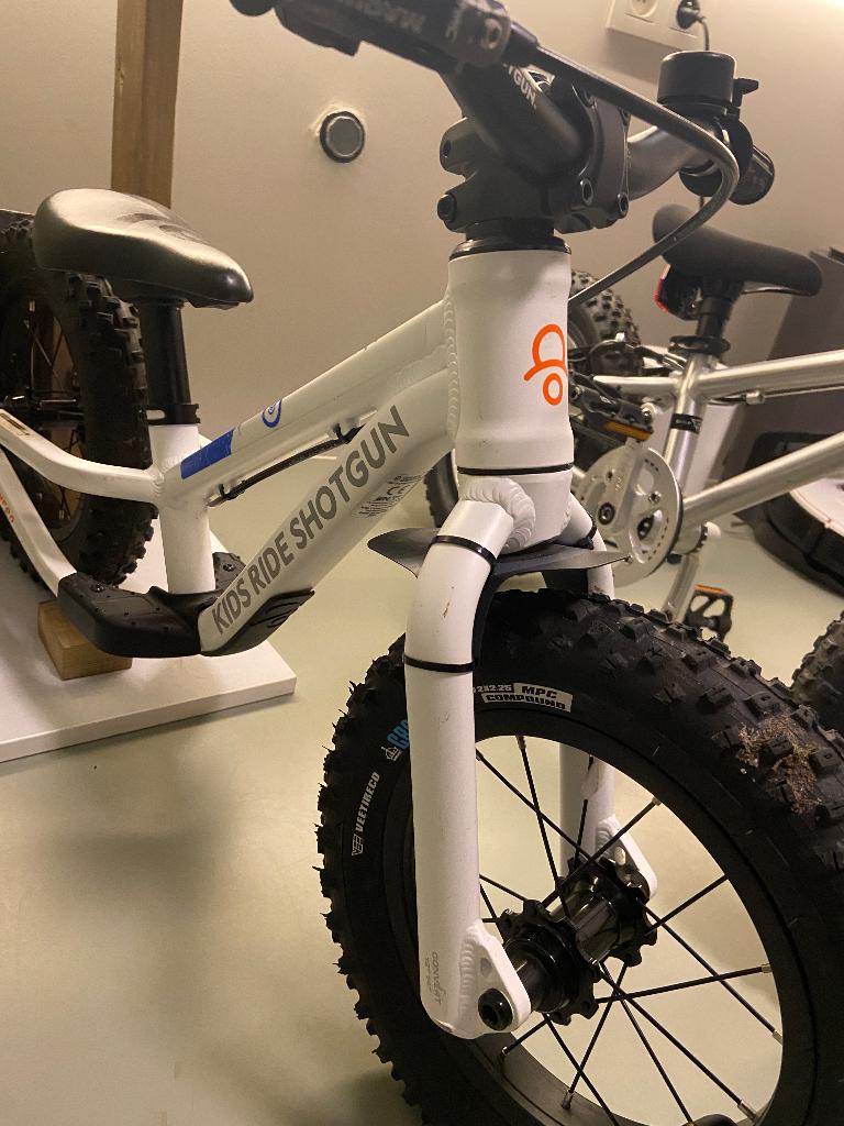 Kids ride shotgun, Ophalen, Zo goed als nieuw, Minder dan 16 inch, Zijwieltjes