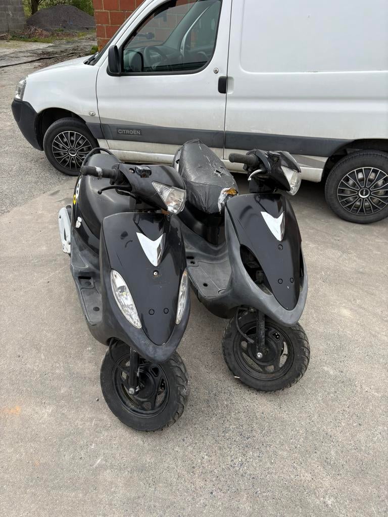 2x sym dd50 voor opmaak of onderdelen, Motoren, Accessoires | Overige, Ophalen, Zo goed als nieuw