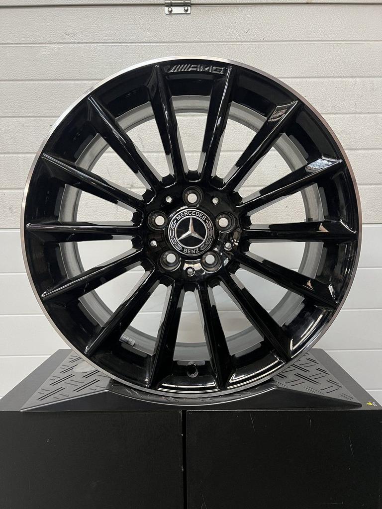 19’’ MERCEDES BENZ A KLASSE  AMG VELGEN EN ORIG INCL BTW, Auto-onderdelen, Banden en Velgen, 19 inch, Gebruikt, -, -