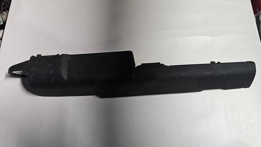 Afdekking goot motorkabelboom BMW 3 serie E30 51711380391 13, -, Origine de la pièce connue, Utilisé, -