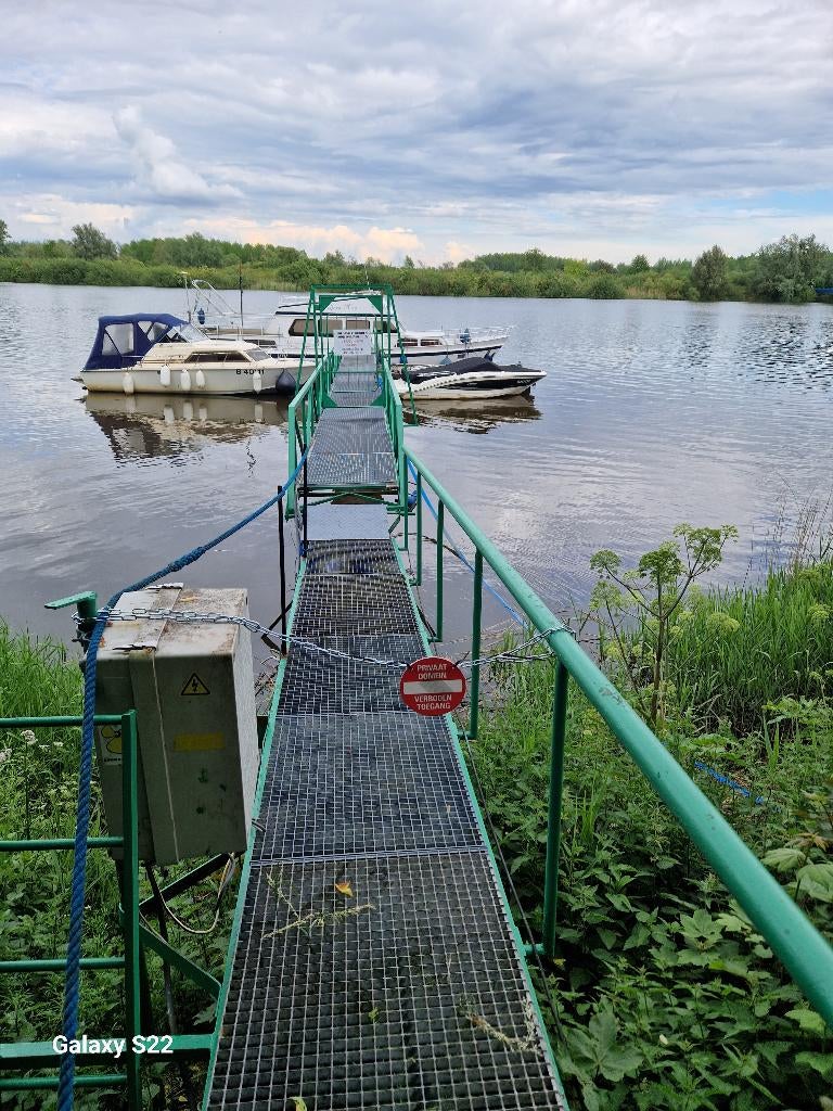STEIGER MET 3 LIGPLAATSEN TE KOOP OP DE SCHELDE IN HAMME, Watersport en Boten, Ophalen, Gebruikt, Staal