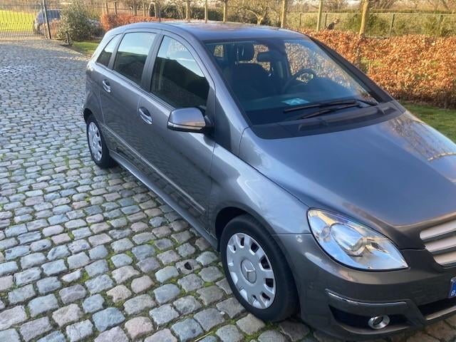 te koop mercedes b180 cdi, Autos, Argent ou Gris, Achat, Verrouillage central, Boîte manuelle