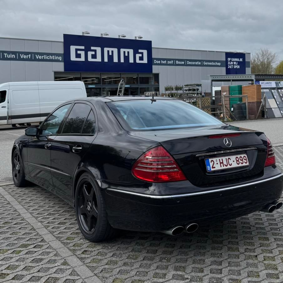 Mercedes E500 V8 • AMG PAKKET • FULL OPTION • WEINIG KM’S •, Autos, Achat, 276 g/km, Automatique, Particulier