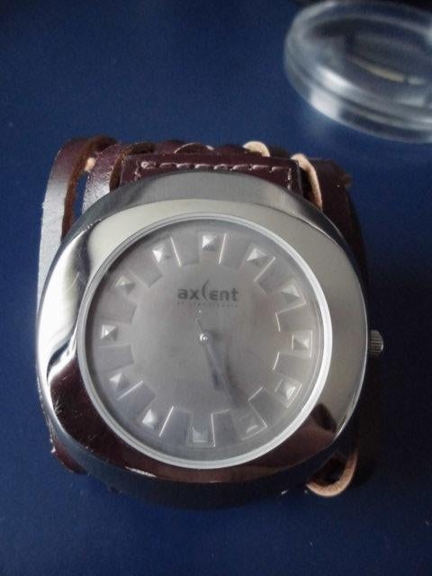 Design horloge Axcent of Scandinavia, Jacobsson, Handtassen en Accessoires, Horloges | Dames, Overige materialen, Leer, Polshorloge