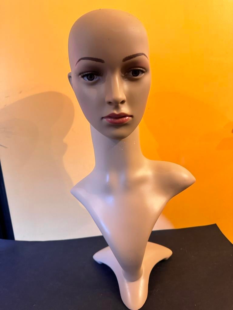 Etalagepop vrouwelijk hoofd, Diversen, Ophalen of Verzenden, Zo goed als nieuw