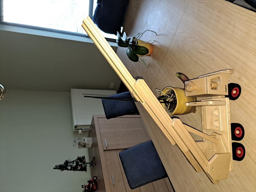 Camion de pompiers en bois FAGUS, Enlèvement