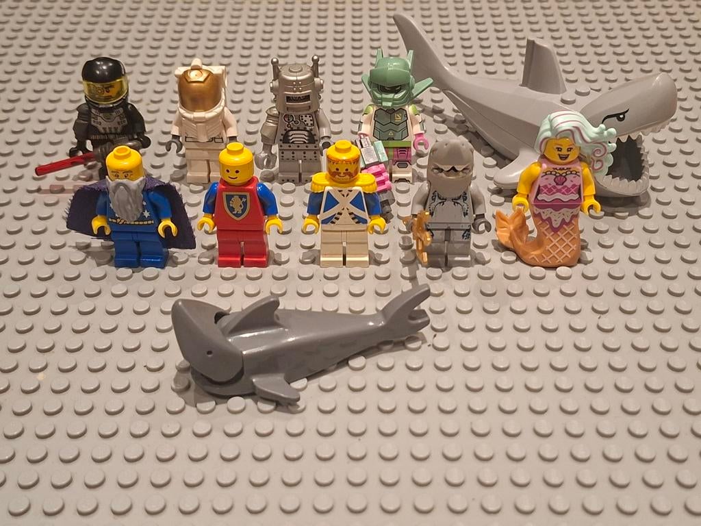 Minifigures Lego et requins CMF Pirates Castle, Enlèvement ou Envoi