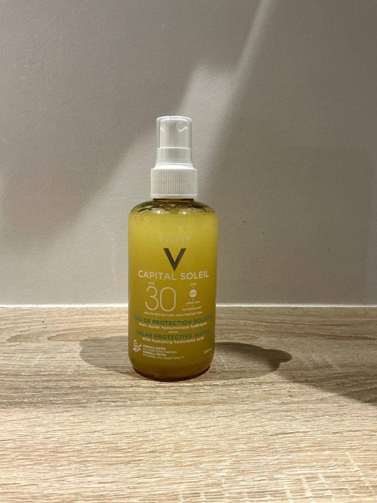 Nieuw Vichy zonnecreme factor 30, 200ml, Handtassen en Accessoires, Uiterlijk | Lichaamsverzorging, Nieuw, Zonnebrand of After Sun