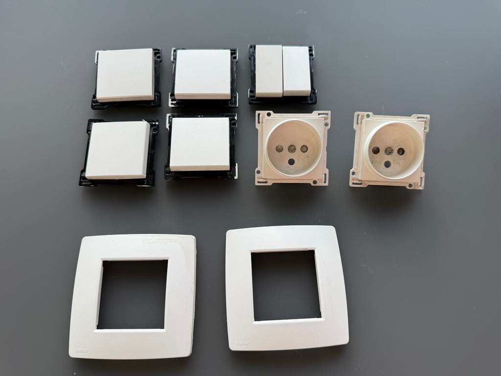 Niko, Enlèvement, Comme neuf, Interrupteur