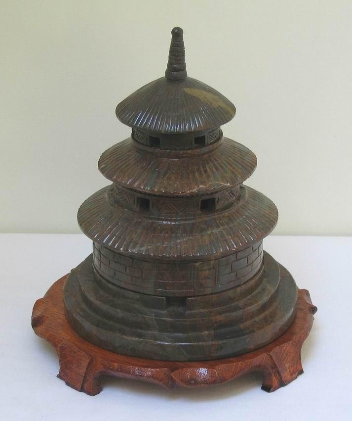 TEMPLE CHINOIS EN JADE - 591 Br, Antiquités & Art, Enlèvement