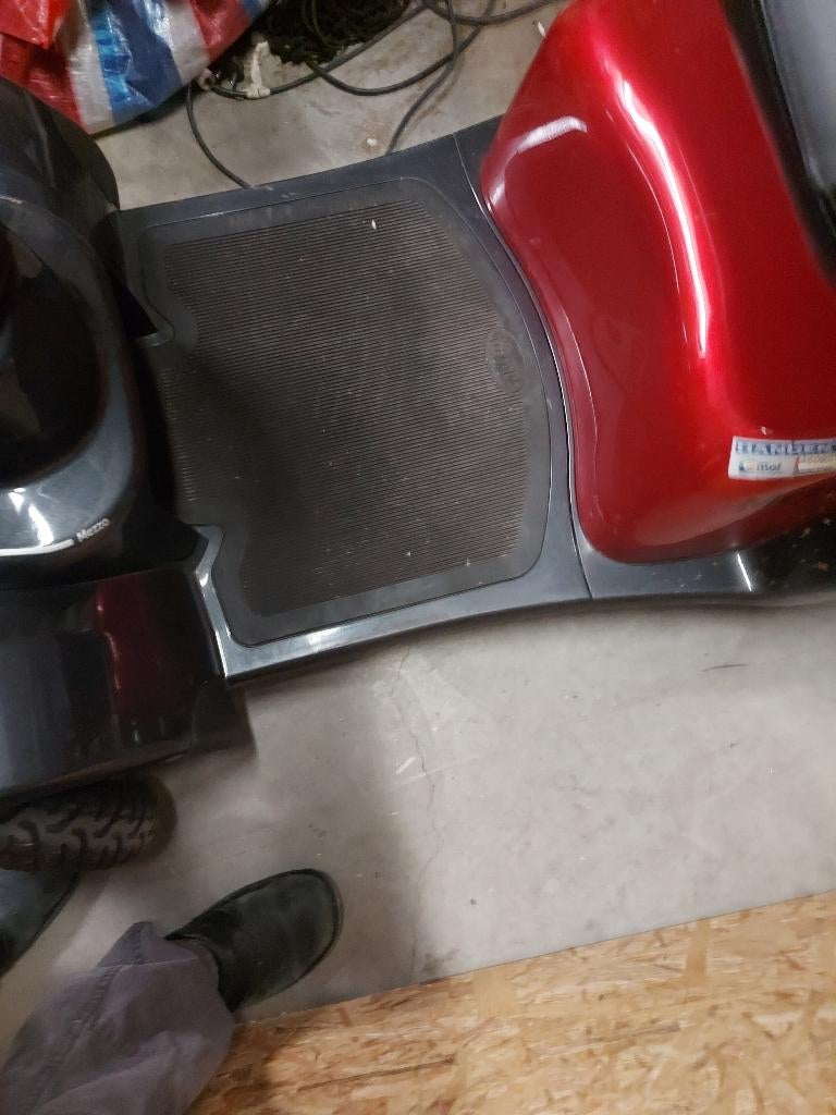 scootmobiel MEZZO Rosso, Zo goed als nieuw, 15 km of minder, 11 t/m 15 km/u, Ophalen