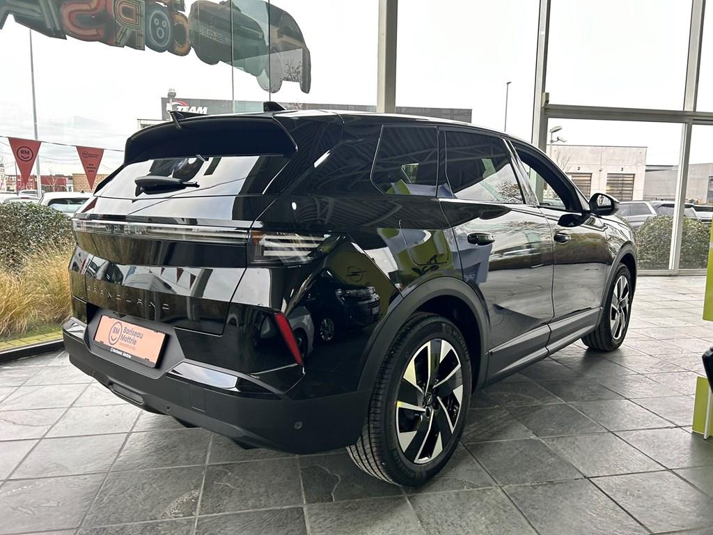 Opel Grandland Ultimate 1.2 TURBO HYBRID EDCT 136PK* NAVI*, USB, 136 pk, Zwart, Bedrijf