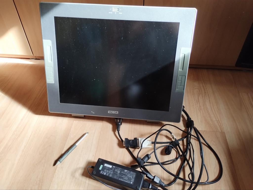 Tablette graphique Wacom Cintiq 21UX, Computers en Software, Tekentablets, Ophalen, Gebruikt