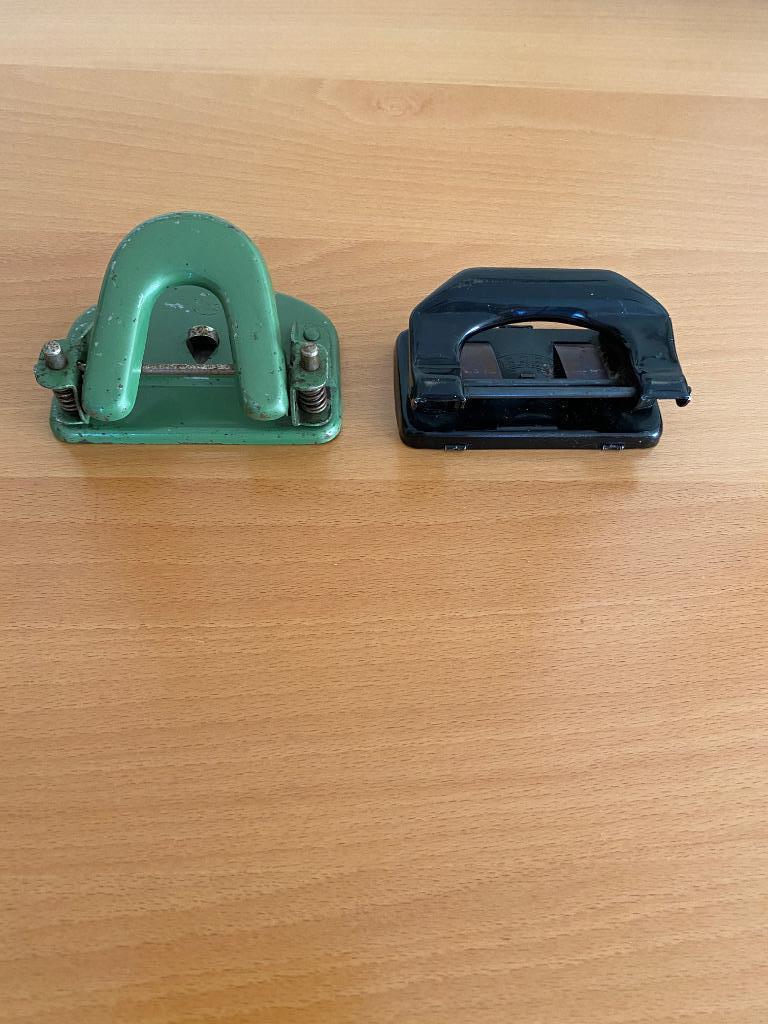 Vintage  perforateur, Enlèvement ou Envoi, Comme neuf