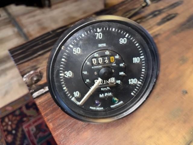 Triumph TR250-6 Mijlenteller, Ophalen