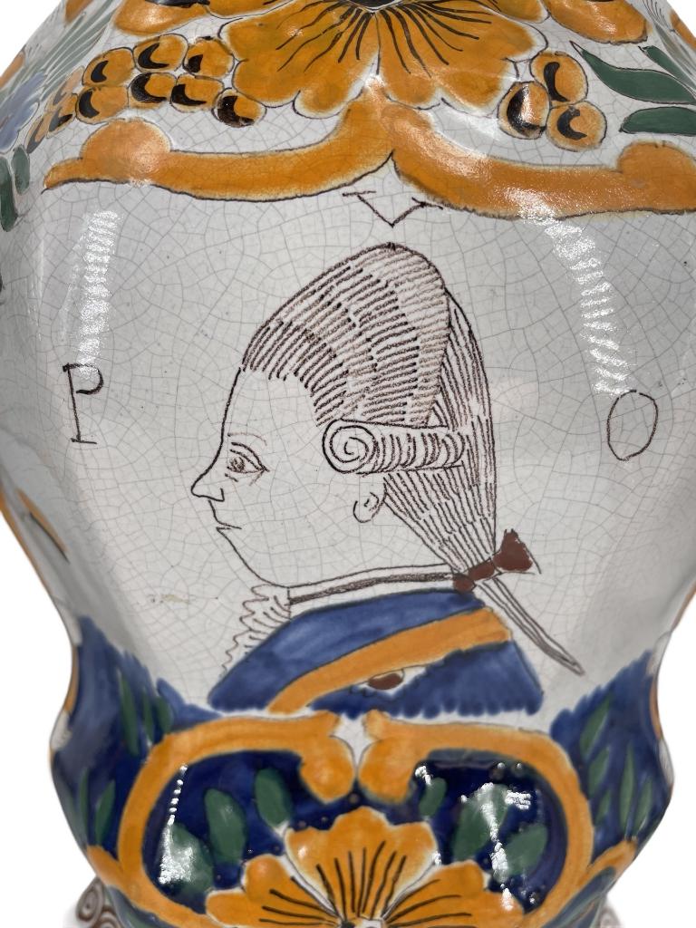 Paar aardewerken vazen gedecoreerd met Prince of Orange 19e, Ophalen of Verzenden