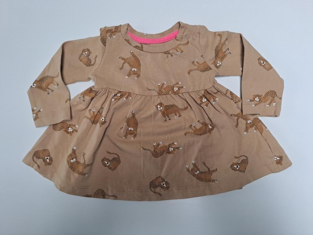 Mt 62 Beige jurkje met lange mouwen luipaarden, Kinderen en Baby's, Babykleding | Maat 62, Meisje, Jurkje of Rokje, Ophalen of Verzenden