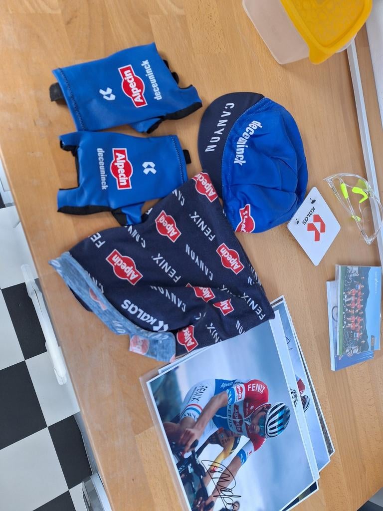 Alpecin Deceuninck Canyon Kalas toebehoren, Ophalen