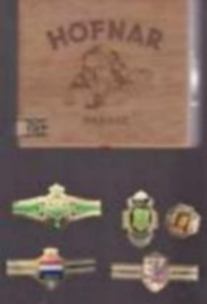 Sigarenkiste Hofnarparade gevuld met cigarenbanden., Verzenden, Zo goed als nieuw