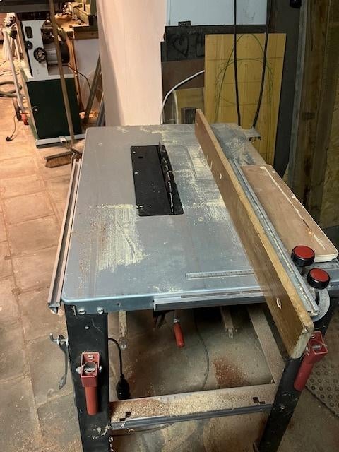 metabo tafelzaag TKHS315 met verlengtafel, Doe-het-zelf en Bouw, Ophalen, Gebruikt