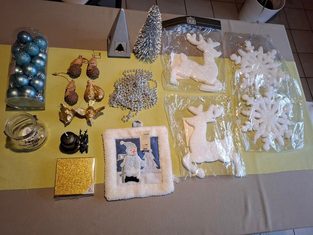 Diverse kerst decoratie zilver goud blauw, Diversen, Ophalen of Verzenden, Zo goed als nieuw