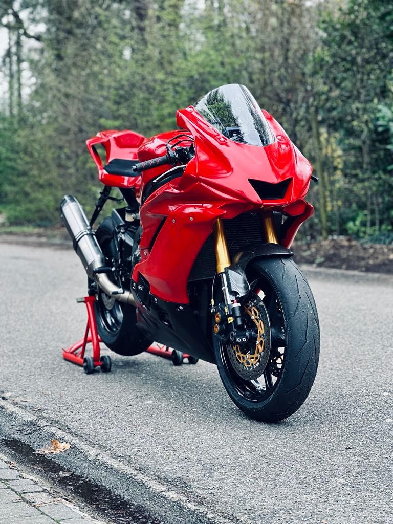 Motocycle/vélo de piste Yamaha R6 Circuit, Motos, Motos | Yamaha, Entreprise, Super Sport, plus de 35 kW, 4 cylindres, Quickshifter