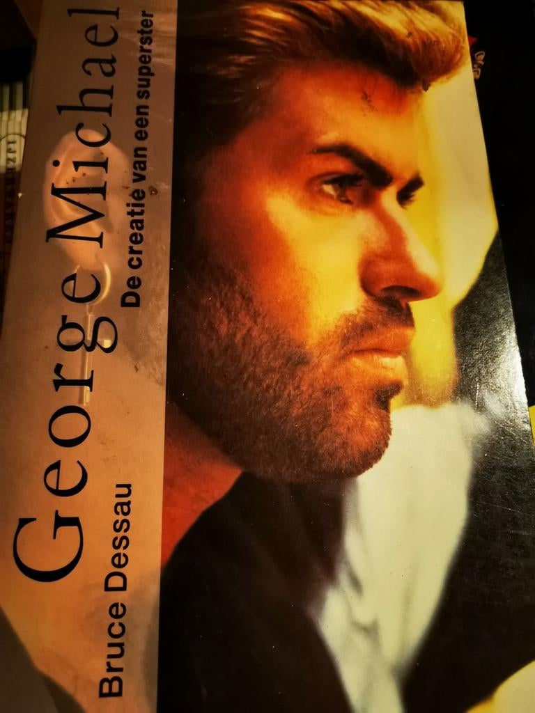 Georges Michael, de creatie van een superster biografie, Enlèvement ou Envoi, Comme neuf, Livre, Revue ou Article