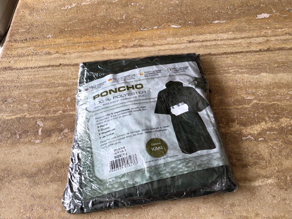 Poncho voor de regen TU, Ophalen, Nieuw