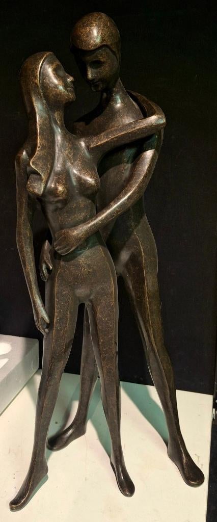 Grande statue en bronze : Les amoureux, Enlèvement