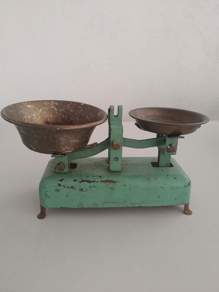 Petite balance vintage jouet, Antiquités & Art, Envoi