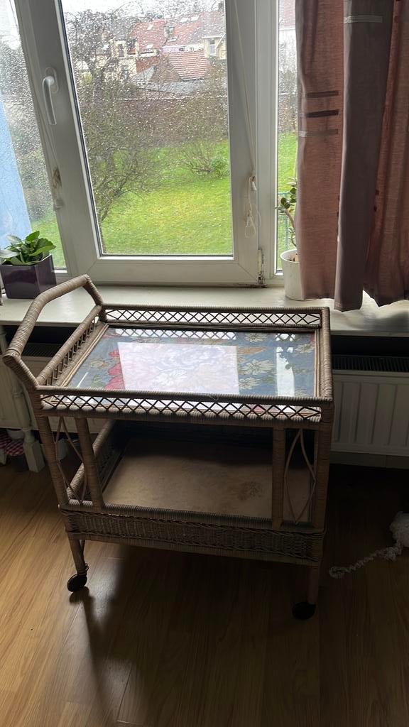 Osier table, Antiquités & Art, Enlèvement