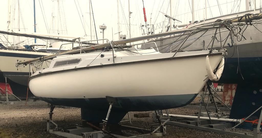 EDEL 4 : Voilier avec voiles, moteur et remorque, Sports nautiques & Bateaux, Voiliers à cabine & Voiliers, Utilisé, Bateau de plaisance ou Cruiser