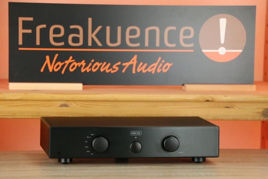 Hegel P30 / P 30 TRADE.INRUIL. Bezoek ons ook online!, Audio, Tv en Foto, Versterkers en Ontvangers, Zo goed als nieuw, Stereo