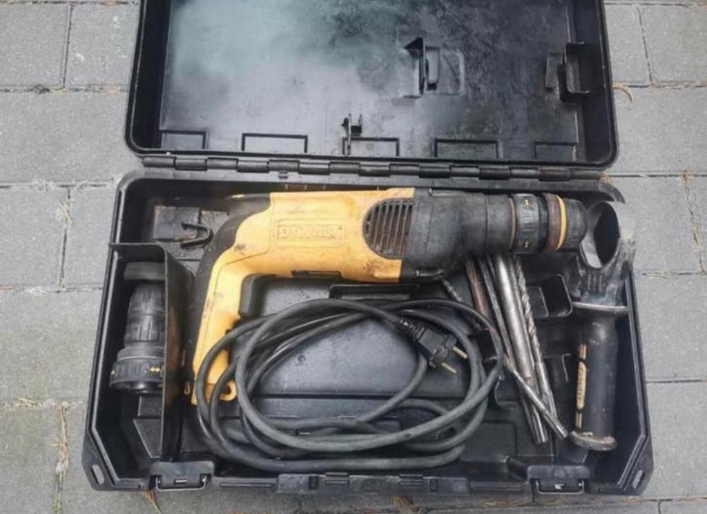 DEWALT Marteau Perforateur Filaire oer, Ophalen, Variabele snelheid, Boor- en Schroefmachine, Gebruikt