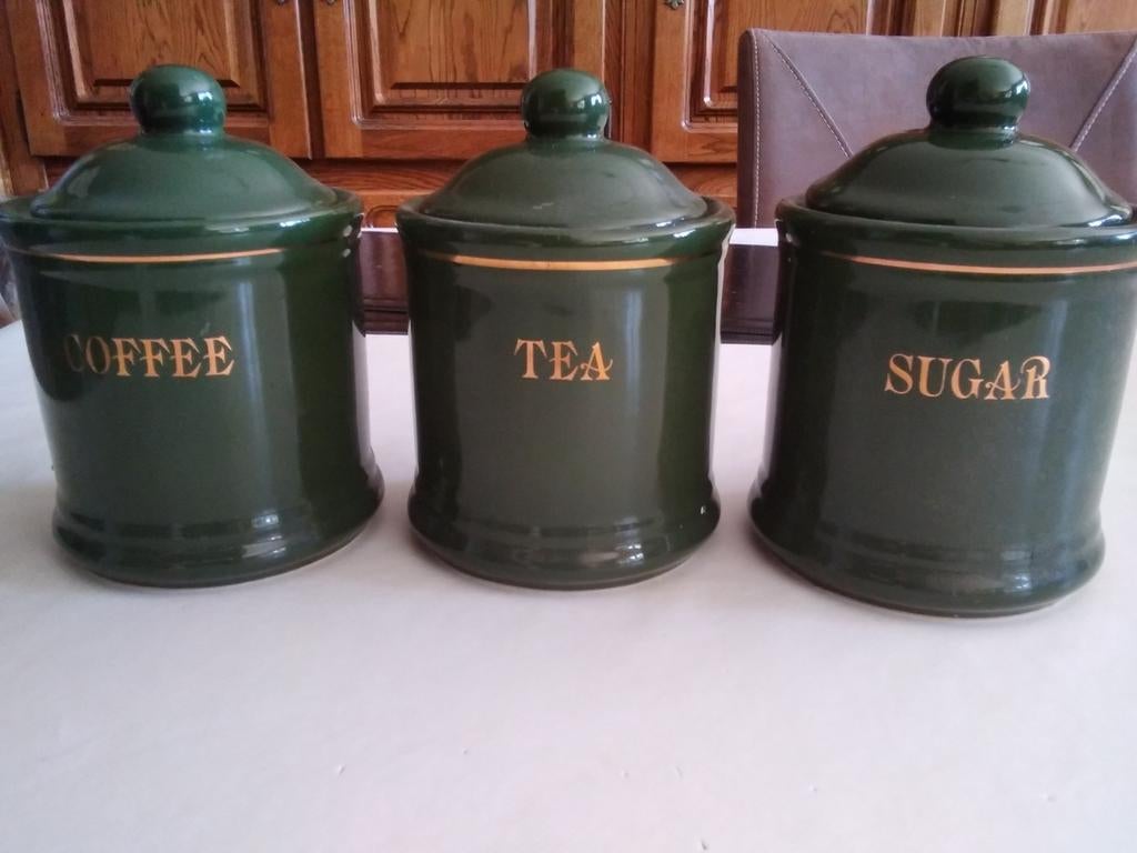 Voorraadpotten retro, Ophalen