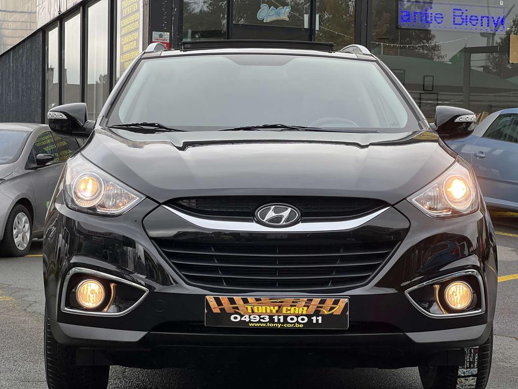 Hyundai ix35 iX35 2.0i 2WD*boîte auto*NAVI*CAMERA*CUIR*PANO, Auto's, Hyundai, Gebruikt, Zwart, 4 cilinders, Parkeersensor