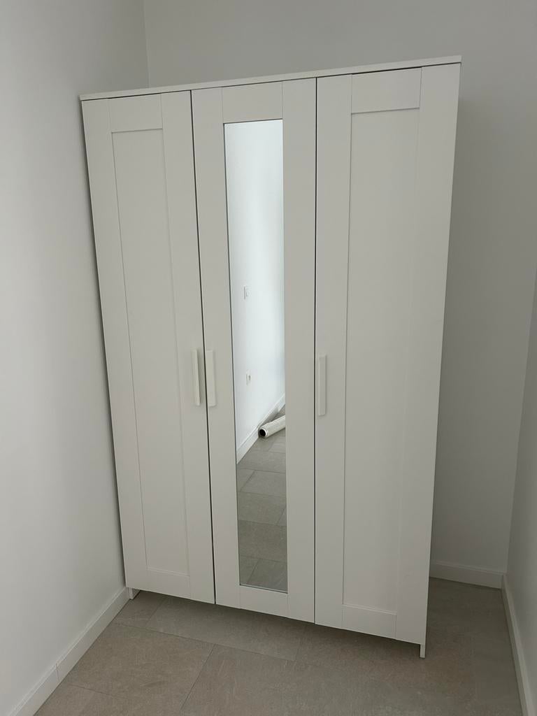 Armoire BRIMNES IKEA, Enlèvement, Comme neuf