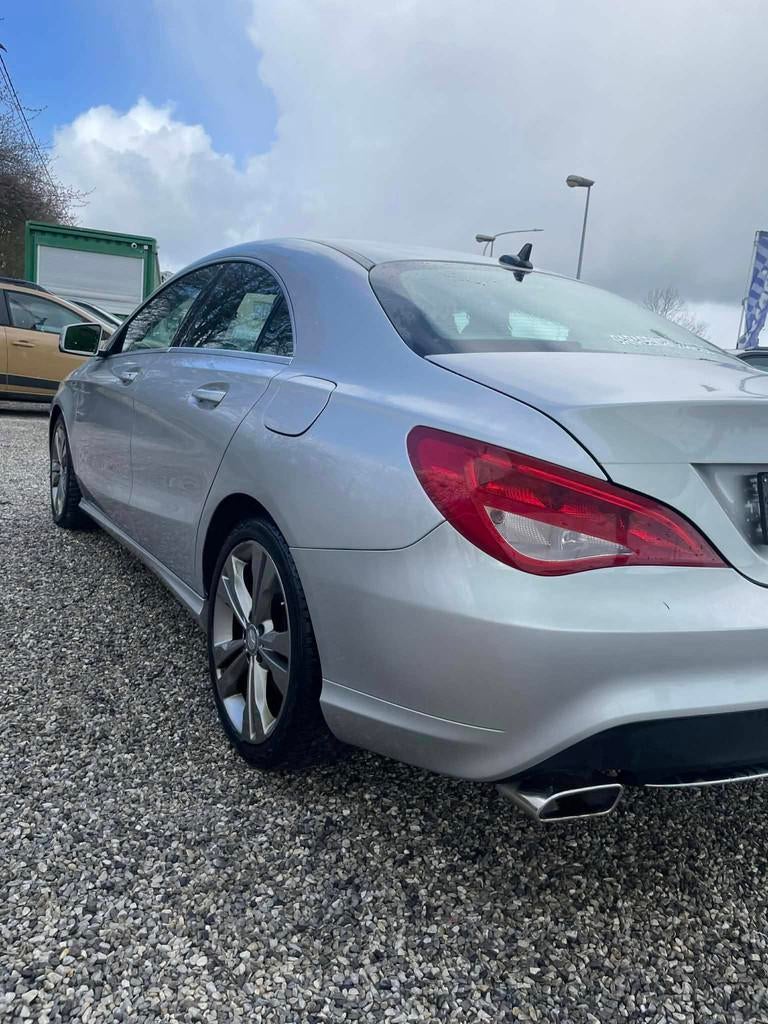 Mercedes-Benz CLA-Klasse 180 D, Autos, Achat, Entreprise, Boîte manuelle, 5 portes