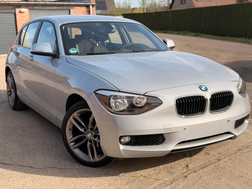 BMW 1 SERIE 116iA ✅ AUTOMAAT BENZINE, Auto's, BMW, Euro 5, 5 deurs, Electronic Stability Program (ESP), 100 kW