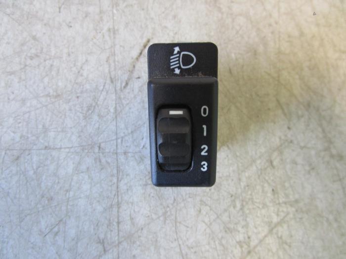 Schakelaar Koplamp Ihv van een Suzuki Wagon R+ (Wagon R+ 98-, Gebruikt, -, -, Ophalen of Verzenden