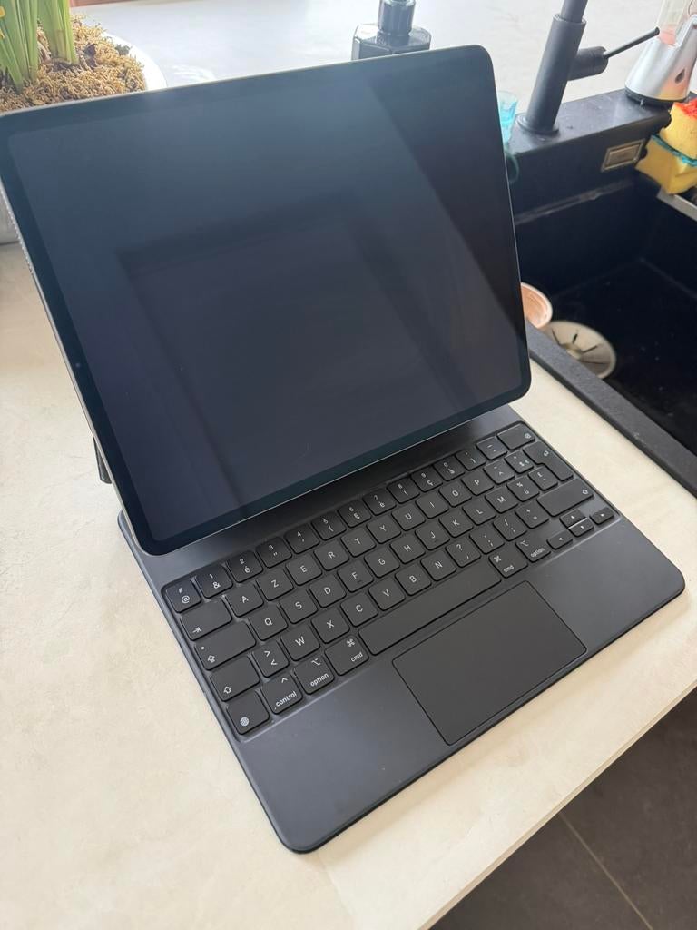 Ipad pro toetsenbord, Computers en Software, Tablet-hoezen, Verzenden, Zo goed als nieuw, 12 inch, Ipad pro