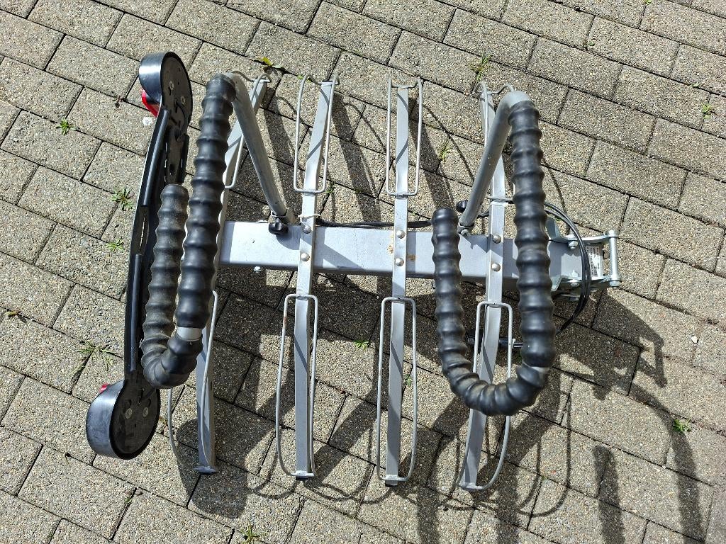 Porte-vélo Mottez, Autos : Divers, Porte-vélos, Support d'attelage, 3 vélos ou plus, Pneus larges, Enlèvement