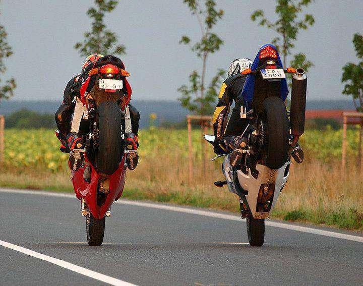 Aankoop motoren, zonder technische keuring @motomobilia, Ophalen