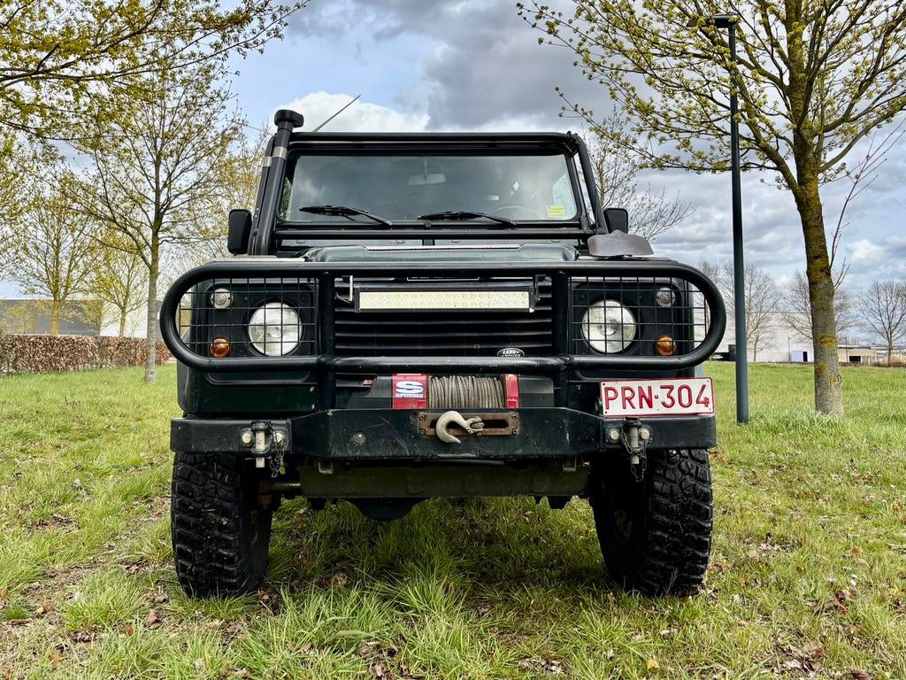 Landrover Defender 110 lichte vracht, 4 cilinders, 2495 cc, Defender, Particulier