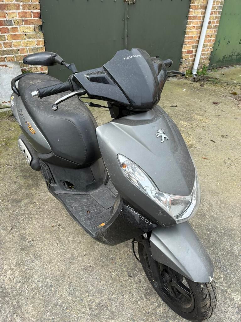 Puegeot kisbee voor opmaak of onderdelen, Fietsen en Brommers, Ophalen, Zo goed als nieuw