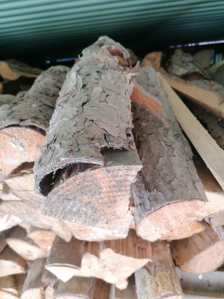 Gemengd droog, gekloven brandhout te koop, 6 m³ ou plus, Enlèvement, Autres essences de bois, Bûches