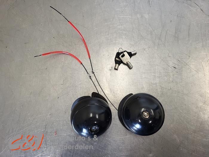 Slot Cilinder achter van een Mercedes Sprinter, Auto-onderdelen, Carrosserie, Mercedes-Benz, Gebruikt, 3 maanden garantie, Ophalen of Verzenden