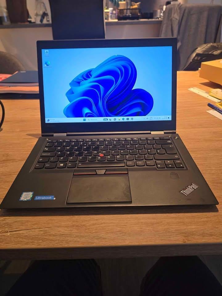 Lenovo ThinkPad X1 Carbon 4th Gen, 256 GB, Qwerty, Enlèvement, SSD