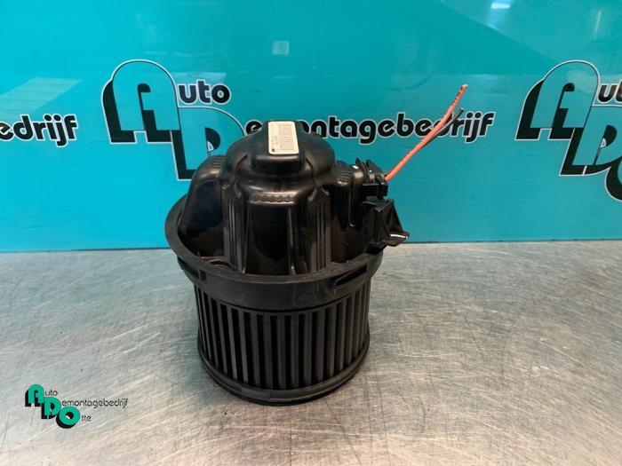 Moteur de ventilation chauffage d'un Peugeot 207 (207 06-), -, 3 mois de garantie, Utilisé, -