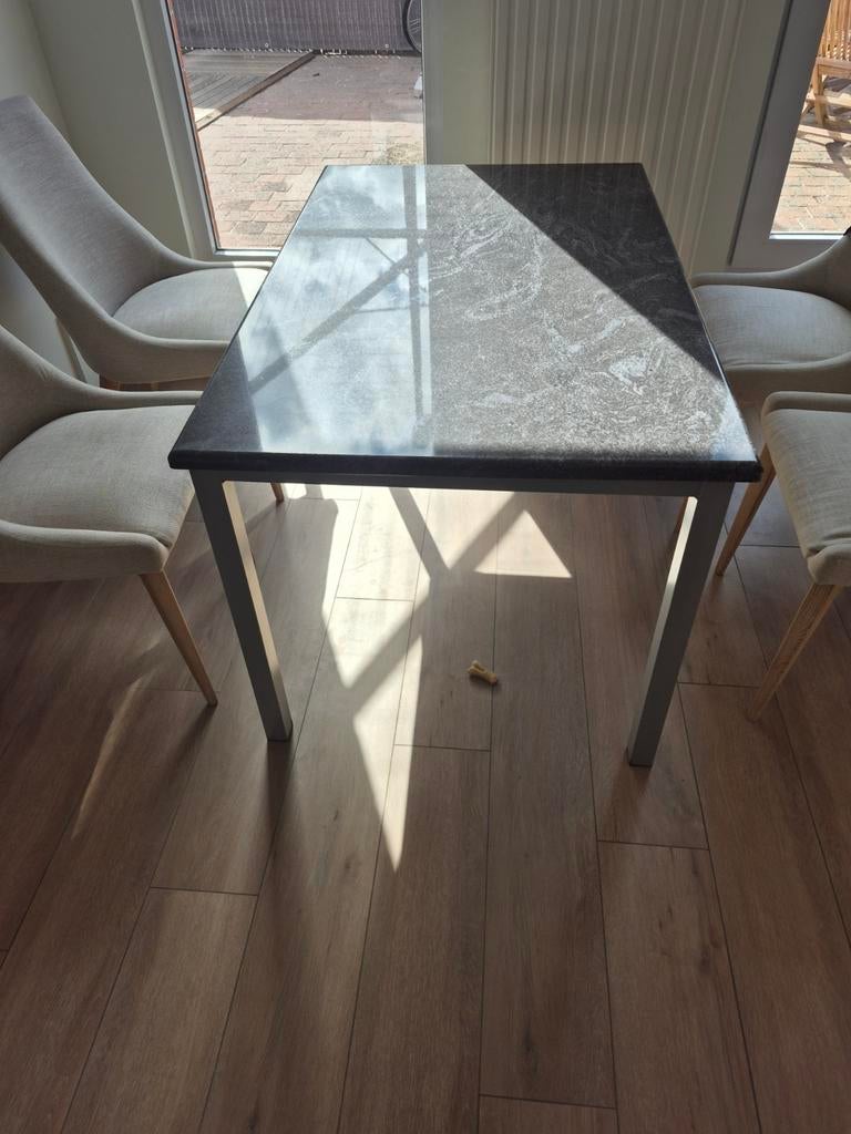 Zware marmere stenen tafel Te koop., Ophalen